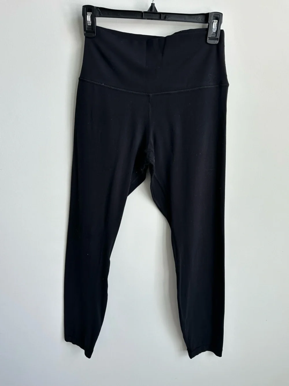 Lululemon Black Leggings Size 8 High Rise Athletic Yoga Pants - Picture 2 of 11